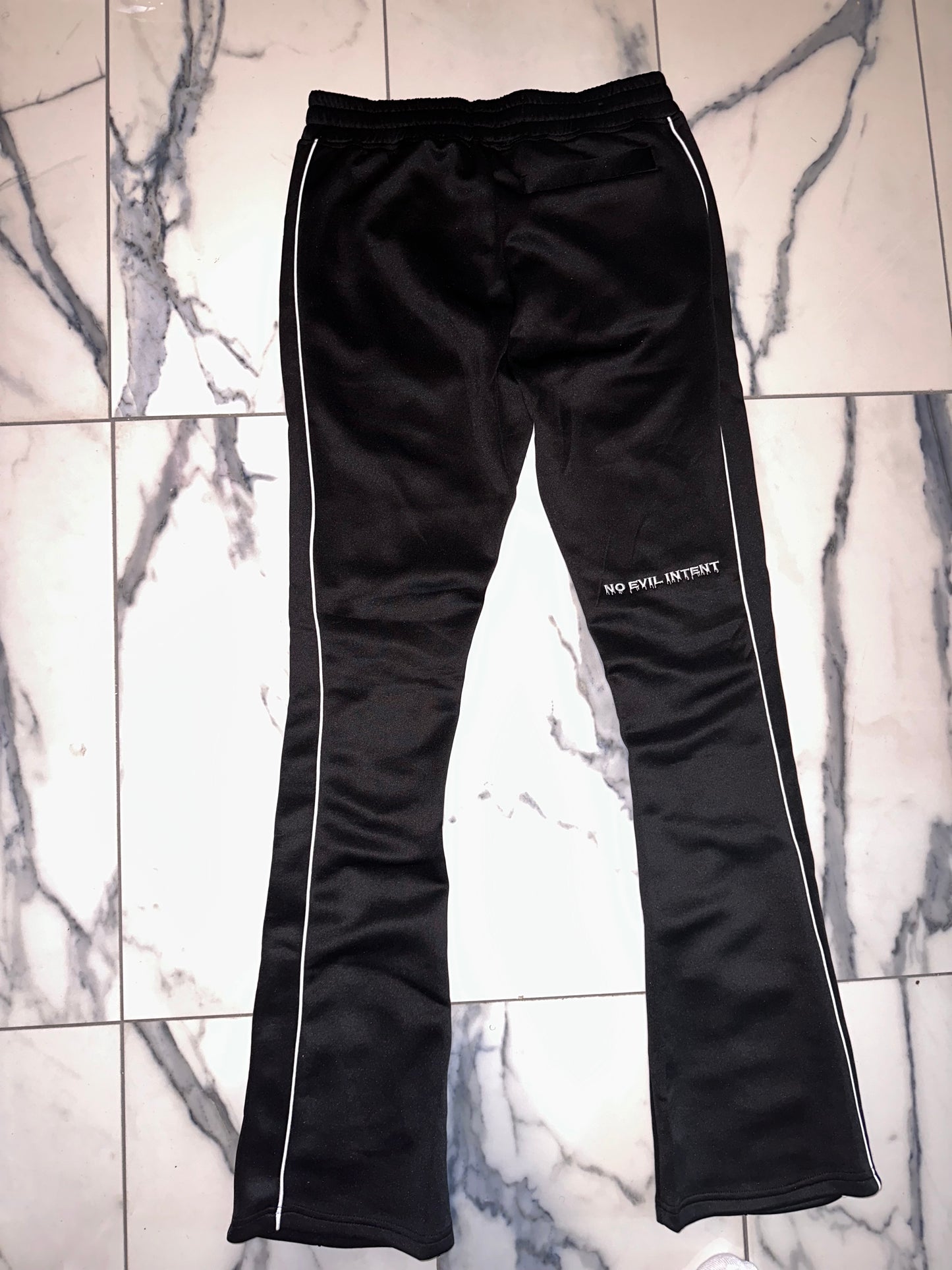 Pure Hearted Stacked Pants(Black)